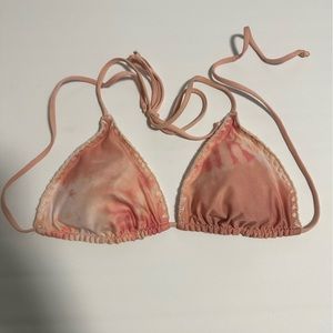 Tie-dye pink/coral triangle bathing suit top with crochet edges. Size small